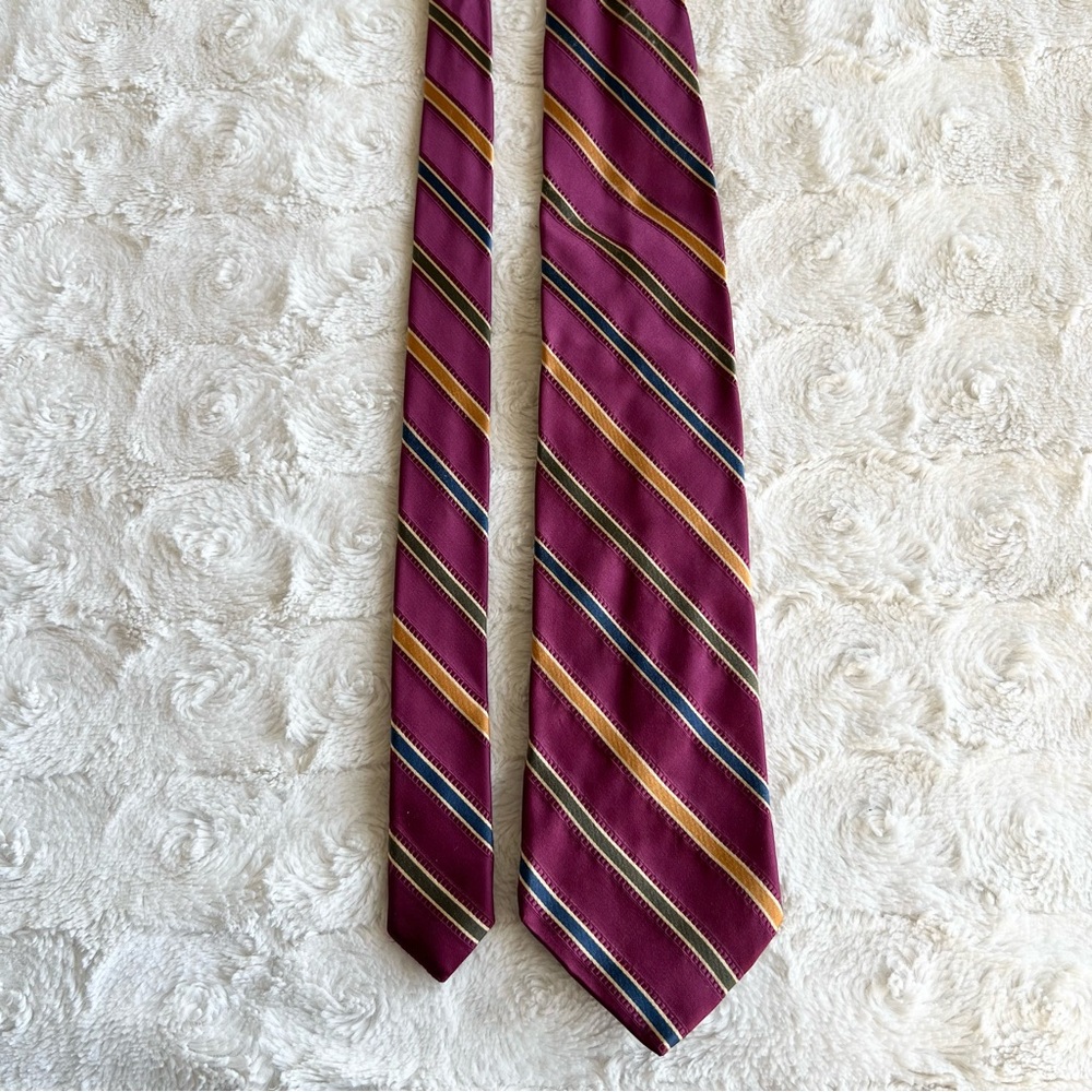 Vintage Jos A Bank Necktie Mens Purple Silk Regimental Striped Signature Formal
